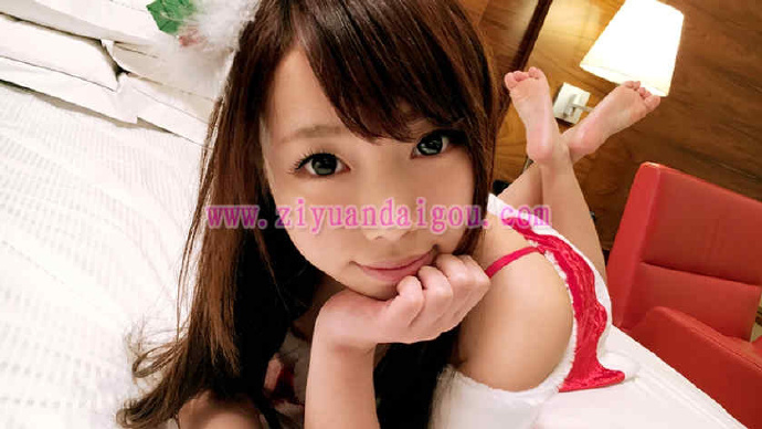 新番种子200GANA-1249,日本圣诞节可爱娃娃脸美少女